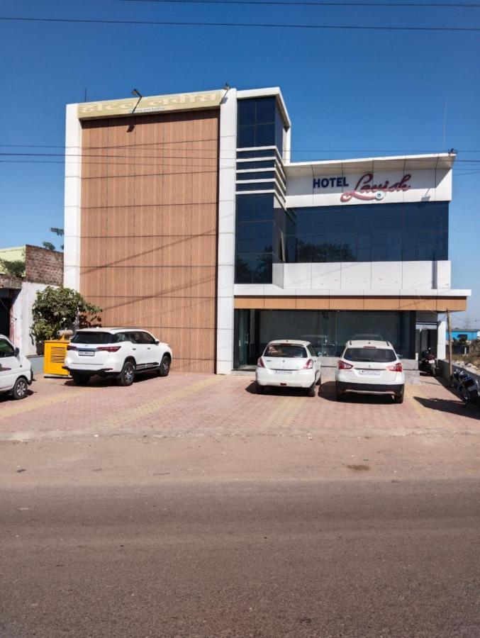 Jmc Hotel Lavish Akolia Ngoại thất bức ảnh