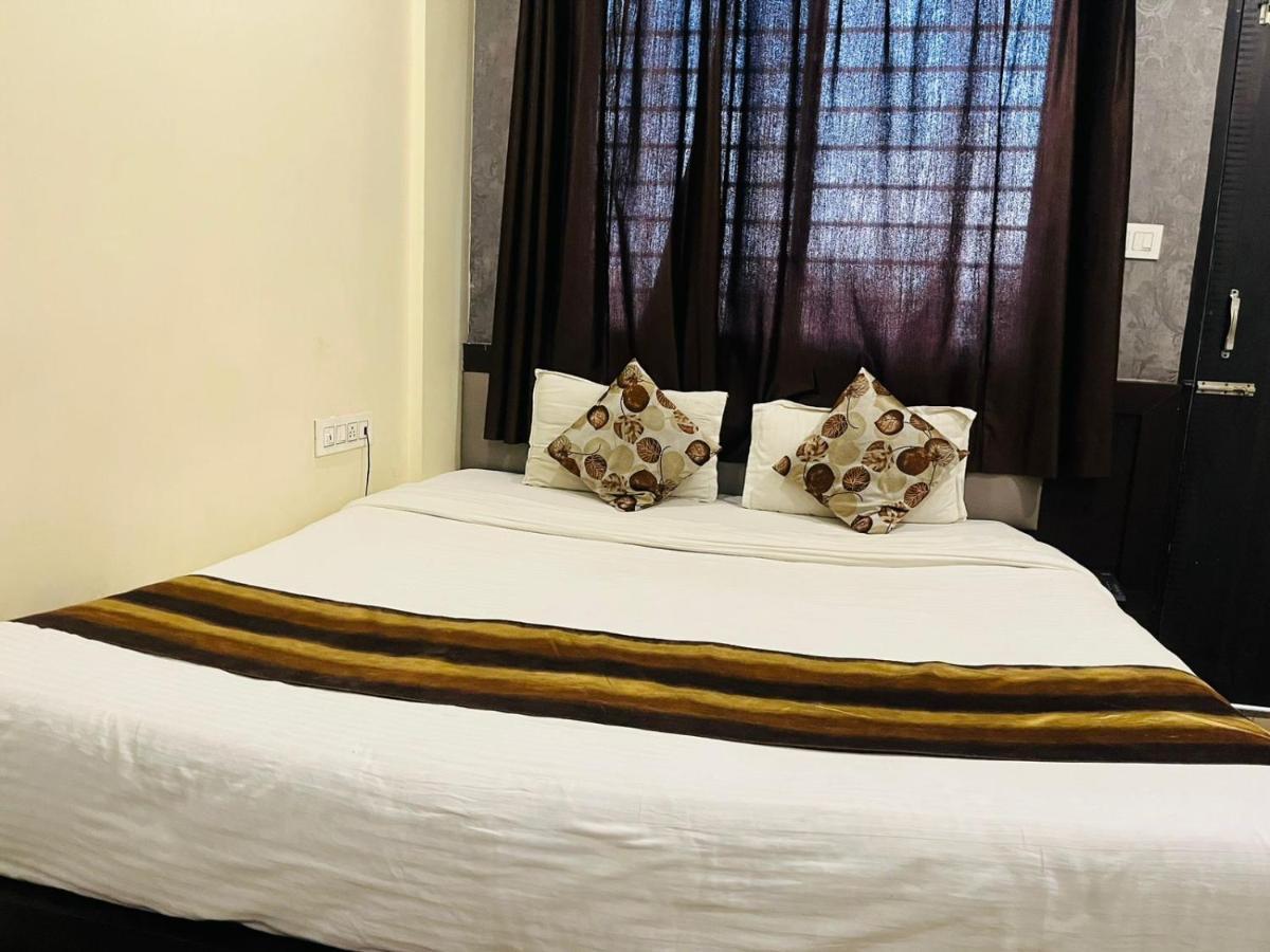 Jmc Hotel Lavish Akolia Ngoại thất bức ảnh